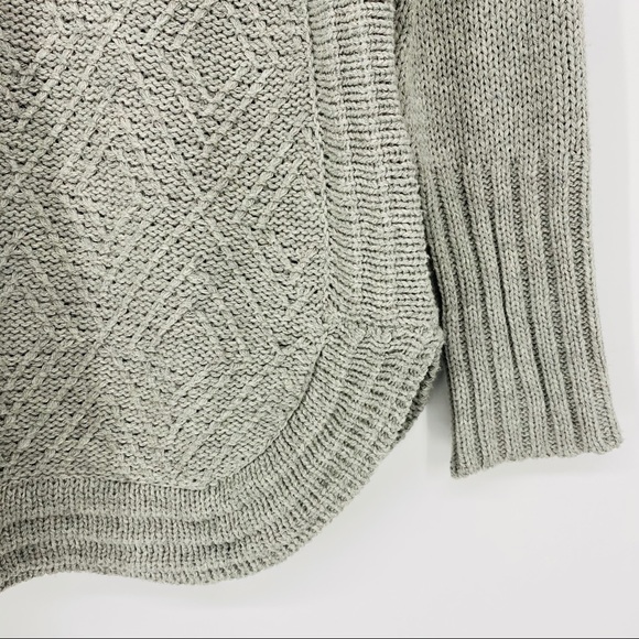 NEW Papillon Crochet Rounded Hem Cozy Knit Sweater Grey M - Picture 5 of 7